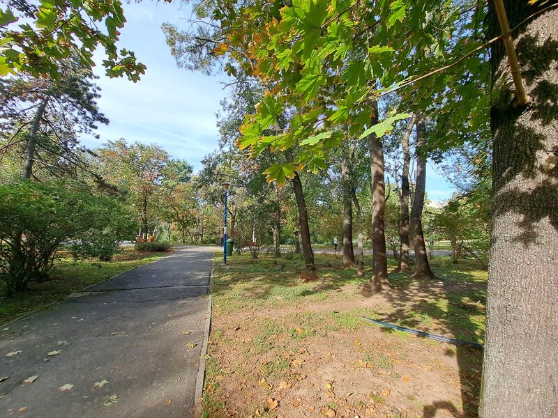 Lacul Tei, langa Parcul Circului, 10 minute metrou Stefan cel Mare